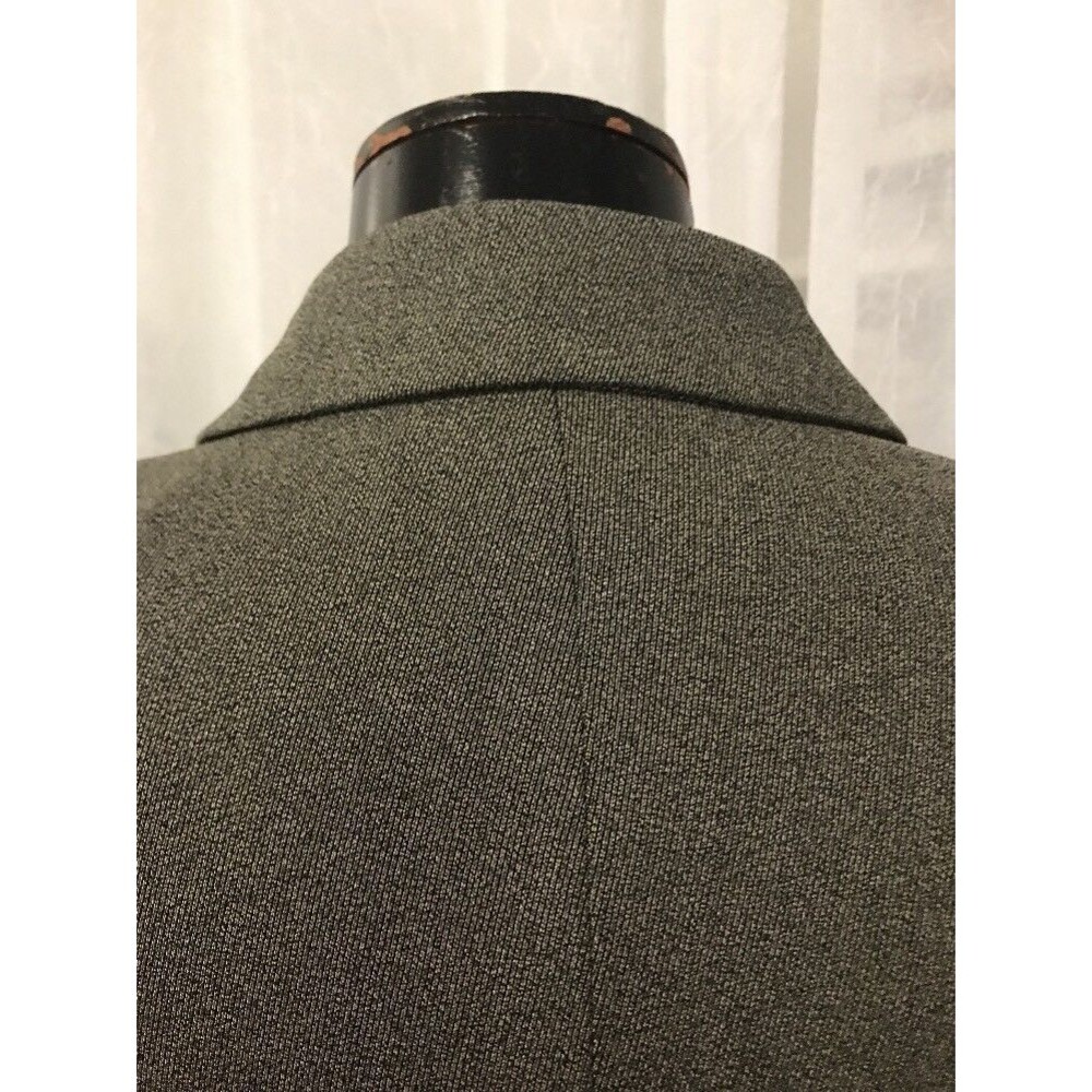 Tahari Nicholson Women's Blazer Gray Lined 3 Button Blazer Size 4P NWT - Picture 8 of 11